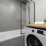 Beautiful With Balcony In Heart Of By Renters