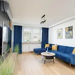 דירה Beautiful With Balcony In Heart Of By Renters *